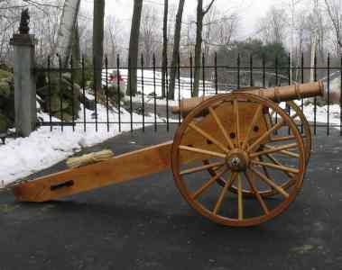 Bob Packards cannon with R & P Tradings cannon wheels.