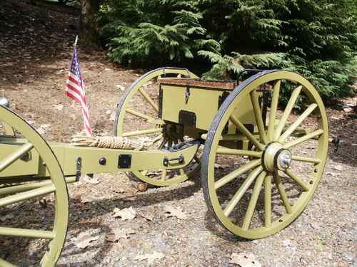 R & P Tradings cannon wheels on a cannons