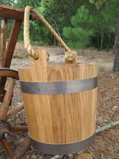 oak water bucket