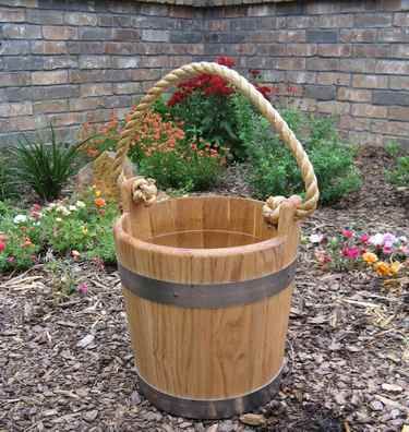 oak water bucket